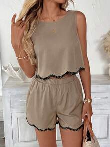 Easowa Conjunto informal de 2 piezas de mujer con top sin mangas con volantes y bordado floral en unicolor y shorts, adecuado para vacaciones de verano y uso diario - Marrón Mocha - Ver 3