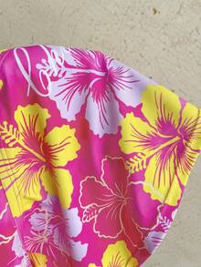 Soleia Women's Floral Print Swimwear Set For Beach Vacation - Multicolor - View 7