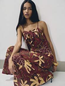 Nöista Tropical-Print Strappy Dress In Burgundy, Detail And Flattering Sweetheart Neckline. Perfect For Dinners, Events, Chic Everyday Wear, Poolside Afternoons, Seaside Walks, Resort Getaways, Music Festival, Holiday Outfit, Poolside Looks, Spring, Sunset Look And Beachwear. - Rust Brown - View 3