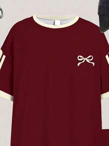 Conjunto de camiseta de manga corta holgada de cuello redondo y mallas tipo shorts ajustados para niña preadolescente, con estampado de mini lazos y rayas de contraste en rojo, de estilo minimalista y cómodo, adecuado para uso diario, estilo callejero, salidas, hogar, vacaciones, deportes, regreso a clases, primavera y verano - Blanco - Ver 4