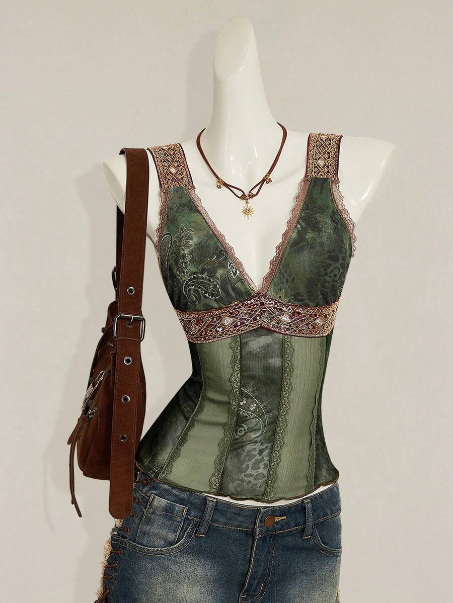 SHEIN ICON Camiseta ajustada de mujer con cuello en V, estampado de leopardo retro Y2K, encaje y parches en marrón - Verde militar - Ver 1