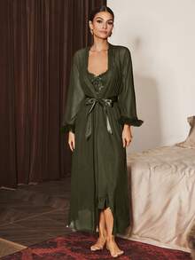 Slumberist 2pcs/Set Fishbone Design Waist Lace Camisole Nightgown + Floral Trim Wide Sleeve Mesh Robe - Army Green - View 3