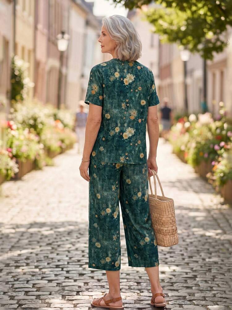 Floral Print Short Sleeve Top And Pants Set For Middle-Aged And Elderly Women Holiday Beach Bottle Green Summer Conservative Modest Summer Outfit For Women Going Out Outfits Casual Sets For Women