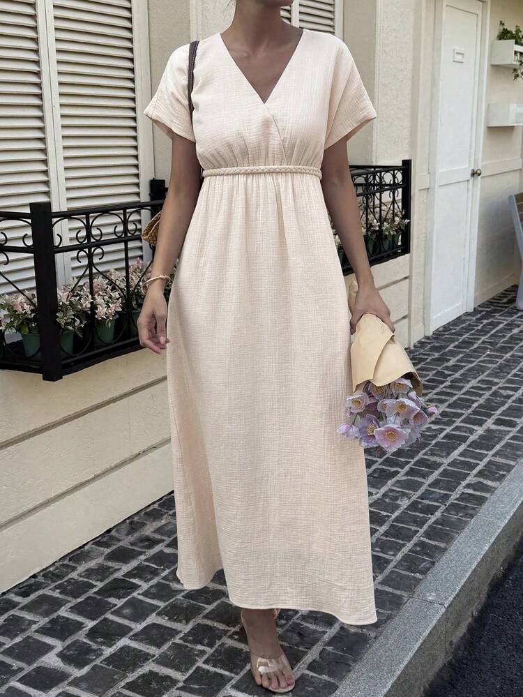 Women's Solid Color Textured Waist Cinching Deep V-Neck Short Sleeve Casual Vacation Summer Beach Dress Sun Dresses For Women