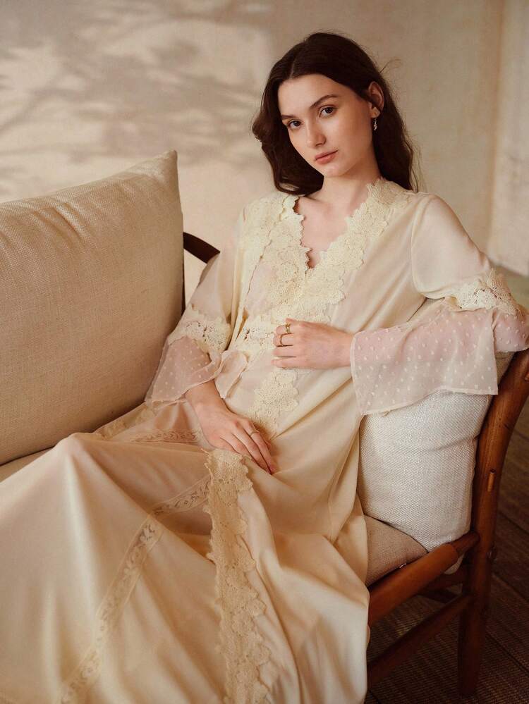 WOMEN'S SLIT RUFFLE 3/4 SLEEVE CONTRAST LACE LONG ROBE