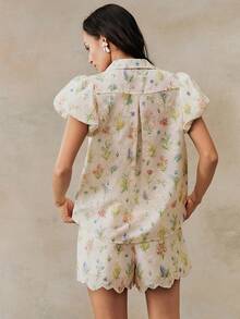 Anewsta Refreshing Versatile Spring/Summer White Base Floral Embroidery Petal Sleeve Shirt & Shorts Set - Apricot - View 2