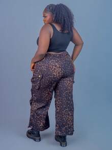 CurvyTilda Plus Size Leopard Print Cargo Pants, Women's Straight Casual Trousers,Loose Leopard Print Pants,Leopard Pants,Renaissance Fair,Maroon, Fall Outfits,Tall Women,Brown Pants,Baggy Women,New Year,Valentine, For Hourglass Body Shape, For Summer - Multicolor - View 2