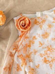 SHEIN Đầm ngắn không tay dáng ôm, cổ tròn, không tay, kiểu dáng thanh lịch, thoải mái dành cho bé gái tuổi teen, họa tiết hoa Pháp xếp tầng 3D, thích hợp cho những buổi đi chơi mùa xuân và mặc hàng ngày. - Màu vàng - Xem 4