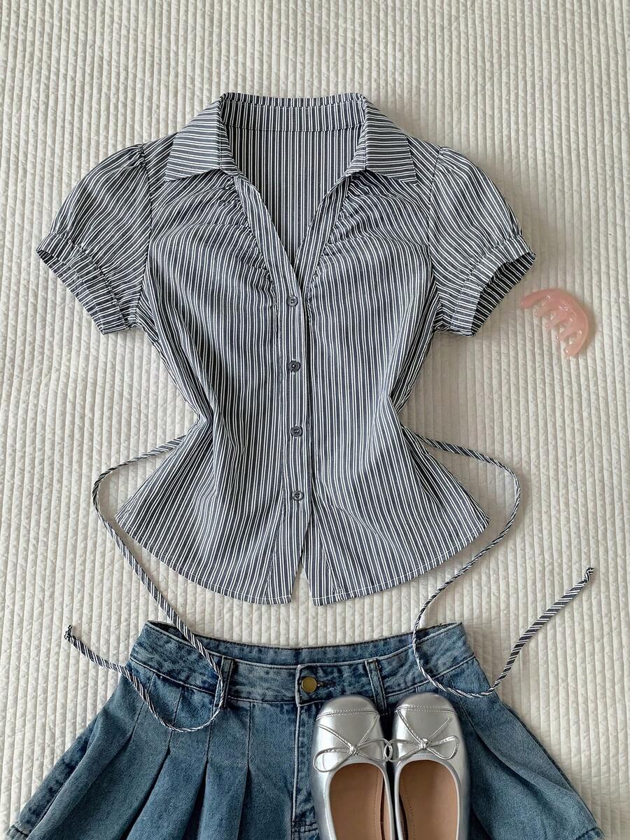 Comfortcana 女士藏蓝色条纹短款泡泡袖单排扣休闲衬衫,夏季服装,夏季上衣 - 藏蓝色 - 查看 1