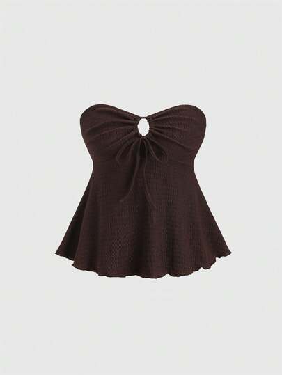 Sweetra Áo croptop nữ màu be có họa tiết, kiểu dáng thường ngày với bèo nhún ở gấu áo, thích hợp cho mùa xuân/hè.