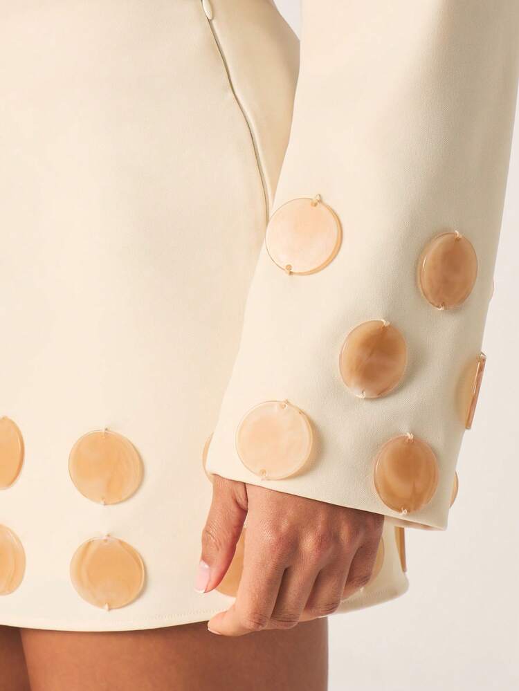 MISSGUIDED Blazer Cropped Oversized Feminino com Detalhe de Recorte Circular, Botões na Frente, Roupa de Trabalho Profissional para Outono e Inverno