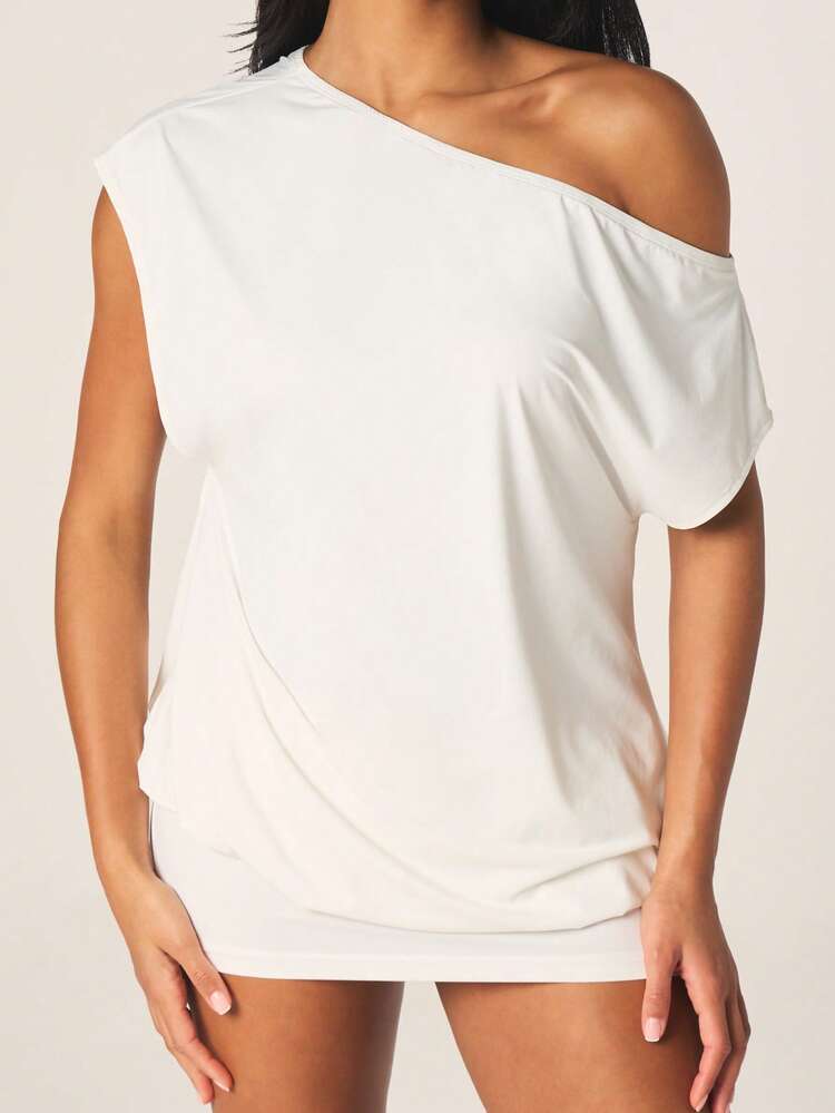 MISSGUIDED Women's Off Shoulder Short Sleeve Bodycon Mini Dress White Summer Casual Party Outfit Fitted Stretchy Jersey Fabric Fashion