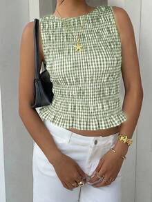 Siren Gaze Áo tank top nữ kẻ caro dáng suông, xếp ly, có bèo nhún, thích hợp mặc mùa hè. Áo tank top kẻ caro dáng suông cổ tròn, thân áo nhún bèo, áo kẻ sọc, áo kẻ caro, áo mùa hè thoải mái, áo cổ vuông, áo mùa hè cho nữ, trang phục đi biển cho nữ, áo đi chơi, trang phục đi nghỉ mát cho nữ, trang phục thường ngày cho nữ. - Màu xanh Bạc hà - Xem 6