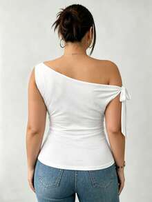 Elenzga Camiseta ajustada de mujer talla grande de unicolor y cuello asimétrico, para verano - Blanco - Ver 2