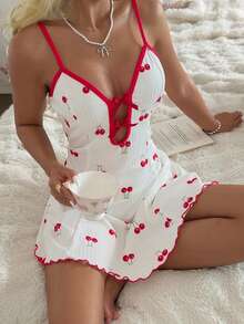 CottageSlumber Camisón de mujer con tirantes finos, fruncido y costilla de punto en color rojo cereza - Blanco - Ver 6