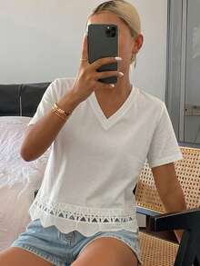 Livesso Women's Solid Color Crew Neck Short Sleeve Patchwork Lace Trim Casual Summer Top - White - View 4
