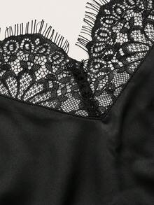 Olithes 女士优雅纯色蕾丝拼接不对称下摆露背吊带上衣，夏季 - 黑色 - 查看 3