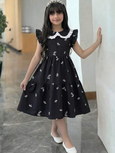 SHEIN Vestido informal y cómodo de manga abullonada con estampado floral ditsy y volantes de contraste suave para niñas preadolescentes, en estilo patchwork blanco y negro, con estilo princesa, para uso formal, conjunto a juego con hermana, vestido de fiesta, adecuado para uso diario, vacaciones, reuniones familiares y ocasiones especiales, estilo de hermanas, primavera/verano, lindo, elegante, dulce, retro, de moda. Conjunto a juego para mamá e hija, hermanas.