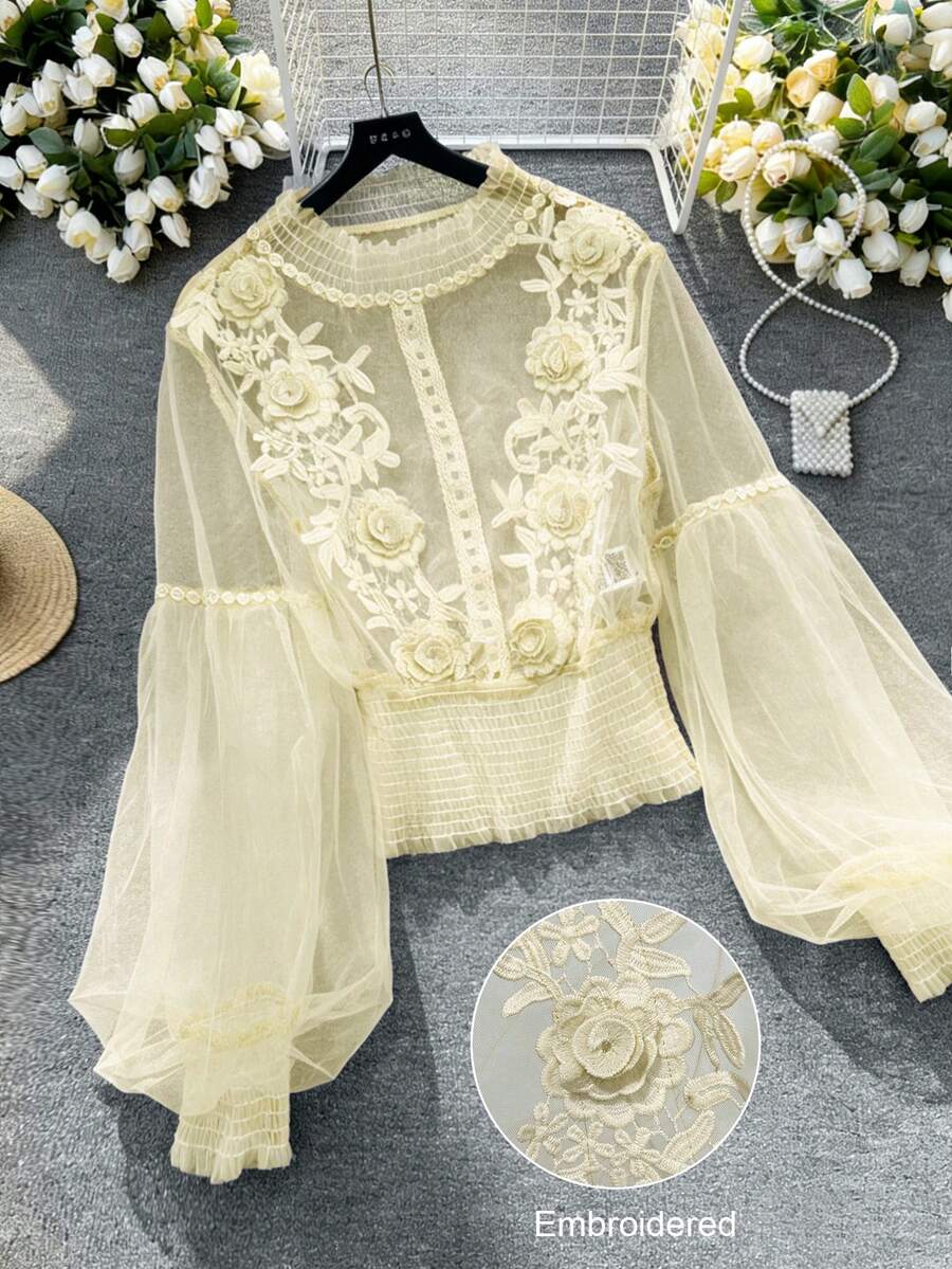 Modelyn 小眾設計浪漫優雅 3D 花卉拼接透視網紗燈籠袖修身短版上衣 女款 淡黃色 夏季 婚禮 日常聚會 約會 - 黃色 - 查看 1