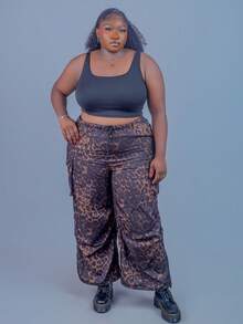 CurvyTilda Plus Size Leopard Print Cargo Pants, Women's Straight Casual Trousers,Loose Leopard Print Pants,Leopard Pants,Renaissance Fair,Maroon, Fall Outfits,Tall Women,Brown Pants,Baggy Women,New Year,Valentine, For Hourglass Body Shape, For Summer - Multicolor - View 3
