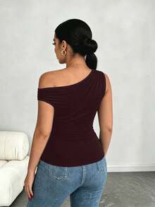 Elenzga Plus Size Women Asymmetric Collar Fitted Casual T-Shirt - Redwood - View 2