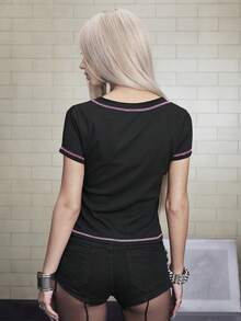 Betty Boop | ROMWE Letter Print Half-Zip Casual Short Sleeve Retro Distressed Jersey T-Shirt - Black - View 2
