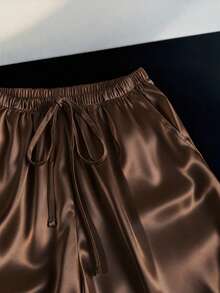 GlowEve Quần short nữ thời trang, thanh lịch, màu trơn, cạp cao, lưng thun, có dây buộc, túi chéo, dáng rộng, thoải mái, mặc hàng ngày. - Cà phê nâu - Xem 5