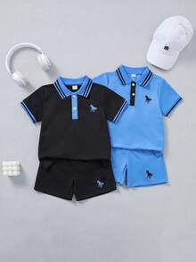 SHEIN Bộ 2 món quần short tay ngắn cổ bo gân jacquard cho bé trai, màu đen & xanh sọc với họa tiết thêu hình ngựa nhỏ, phong cách tối giản, thoải mái mùa hè cho bé trai. - Nhiều màu - Xem 4