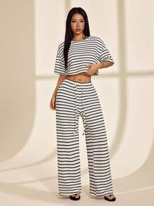 SHEIN PETITE Conjunto de 2 piezas de camiseta corta de rayas y pantalones casuales de verano para mujer - Albaricoque - Ver 5