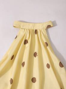 SHEIN 1 buah Gaun Anak Perempuan Model Halter yang Dapat Disesuaikan, Motif Polkadot Cokelat dan Kuning, Desain Bagian Belakang Berongga yang Lucu, Cocok untuk Perjalanan Musim Panas, Pantai, dan Liburan. - Kuning - View 4