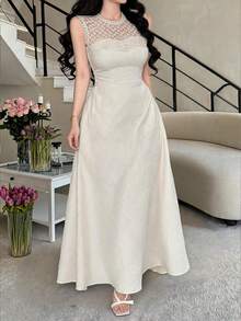 Feyla Đầm nữ thanh lịch dài ngang gối, cổ tròn, không tay, phối ren tương phản. - Màu be - Xem 4