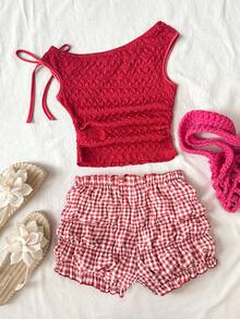 SHEIN Bộ đồ thường ngày cho bé gái tuổi teen mùa xuân/hè gồm áo croptop bất đối xứng màu đỏ có họa tiết và quần short kẻ caro dáng rộng màu cam, thích hợp cho kỳ nghỉ. - Đỏ - Xem 3