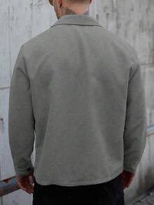 Manfinity Homme 男士前扣長袖口袋簡約休閒日常穿著襯衫外套，秋冬男友禮物，外出保暖燈芯絨法蘭絨 - 灰色 - 查看 2