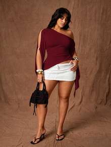 Rustia Plus Size Women Solid Color Oblique Shoulder Fitted Casual Top Fall - Red - View 3
