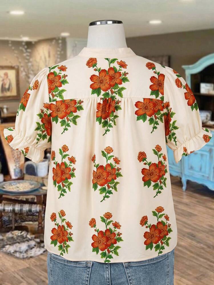 Plus Size Women Floral Print V-Neck Short Petal Sleeve Blouse