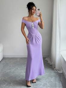 Rafferiza Đầm maxi ôm sát eo xếp ly, trễ vai, đính đá màu tím oải hương, thích hợp cho mùa xuân hè, váy dạ hội sang trọng cho tiệc tùng và hẹn hò. - Màu tím - Xem 1