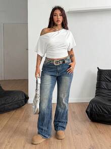 SHEIN Tall CURVE Plus Size Solid Color Minimalist Casual Asymmetric Neck T-Shirt - Black and White - View 5