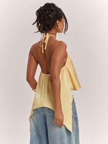 SHEIN BAE Áo hai dây satin màu vàng trơn, kiểu dáng thường ngày, hở lưng, vạt bất đối xứng, thích hợp cho kỳ nghỉ biển, kỳ nghỉ thư giãn cùng chị em, áo hai dây thanh lịch, áo hai dây satin tiện dụng, áo hai dây satin màu vàng, áo hai dây sang trọng. - Vàng nhạt - Xem 2