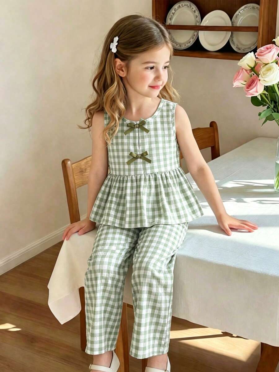 SHEIN Vintaside Kids 女童夏季新款清新花卉格纹两件套,无袖上衣配同色蝴蝶结装饰+阔腿裤,甜美可爱日常穿搭,夏季 - 綠色 - 查看 1
