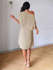 SHEIN Khaki Casual Long Dress For Women Plain Round Neck Batwing Short Sleeve Tunic With Twist Detail Straight Hem Beach Dress - Khaki - View 3