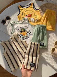 SHEIN 6pcs/Set Conjunto de Camiseta de Tirantes y Pantalones Cortos de Punto con Patrón de Dibujos Animados a Rayas Casual y Lindo para Bebé Niño, Conjunto Básico de Varias Piezas, Conjunto Lindo, Conjunto de Camiseta de Tirantes, Conjunto a Rayas, Conjunto de Pato, Conjunto de Vacaciones, Conjunto de Días Festivos - Multicolor - Ver 8