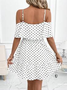 SHEIN Clasi 女士优雅棕色波点印花露肩荷叶边V领A字短裙 - 白色 - 查看 2