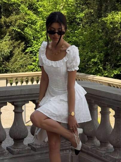 DAZY 春夏方领花瓣袖迷你连衣裙，公主风娇小女式休闲连衣裙