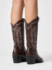 ROMWE Fairycore Botas altas de montar con bordado de mariposa Maillard 2025 de estilo occidental para mujer, con cordones y un hermoso fuste alto sobre la rodilla - Café integral - Ver 5