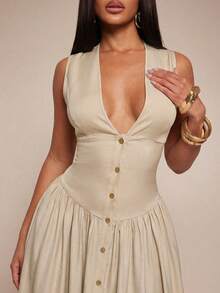 SHEIN Tall CURVE Đầm mùa hè cỡ lớn, kiểu dáng tối giản, cổ chữ V sâu, cài cúc phía trước, không tay. - Màu be - Xem 8