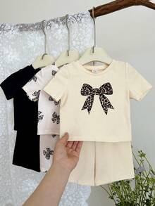 SHEIN 2件套女婴针织纯色蝴蝶结装饰圆领T恤和短裤套装 - 彩色 - 查看 5