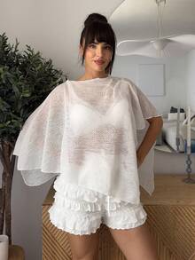 Marta Soriano Novo top de saia estilo xale versátil em jacquard de damasco, com decote halter e gola xale, ideal para diversas ocasiões e férias. Leve e confortável. - Branco - Ver 7