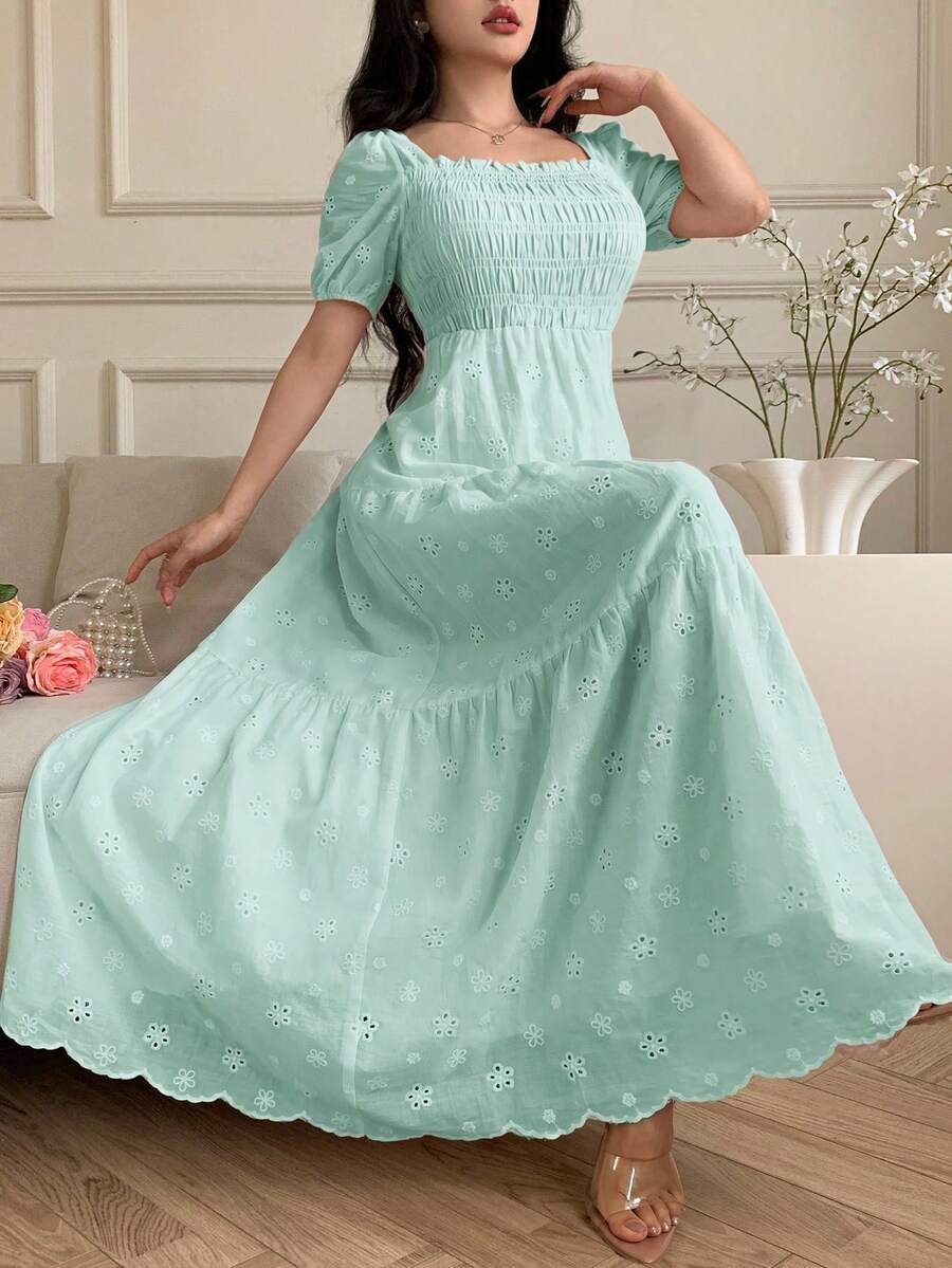 Modelyn 女款法式方領泡泡袖鏤空刺繡收腰A字洋裝 - 薄荷綠 - 查看 1