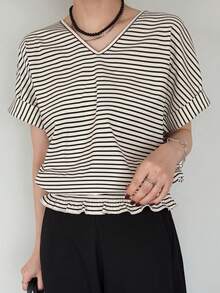 FRIFUL Women's Wavy Striped Loose Contrast Trim Short Sleeve T-Shirt, Summer Casual Wear Graphic Tee - Beige - View 3
