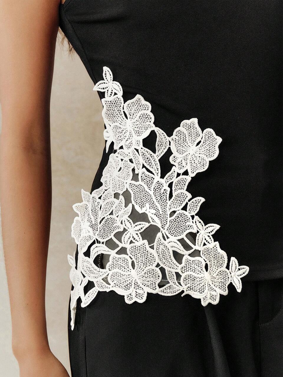 Women's Black Lace Knit Camisole T-Shirt, Elegant Summer Vacation Sleeveless Top
